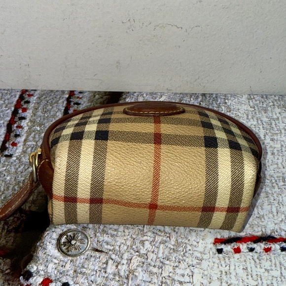 Auth Burberrys Cosmetics Pouch - Picture 7 of 7